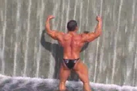 stylish Bodybuilder: Mark Alvisi