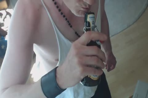 So Fckin bewitching this day, Makes Me Feel Sweaty, naughty Nd Thirsty, Ever Mixdup Bear&urinate? Thats What I Did whilst Hvin Some Cockndbodyfun. Wld Y Like To Share A Bottle With Me? have a joy Nd Let Me Know;-))