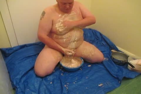 Sploshing! chubby lad Has Messy joy