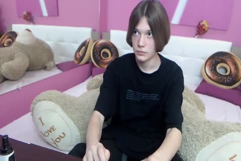 Puppy Dog Eyes Does A Dance And Cums