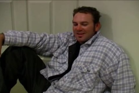 bushy Blue Collar teen