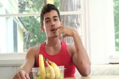 GayRoom Bearded Massage Oiled Up anal banging