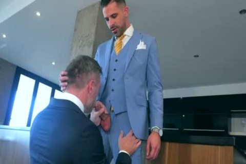 Nailing wearing suit