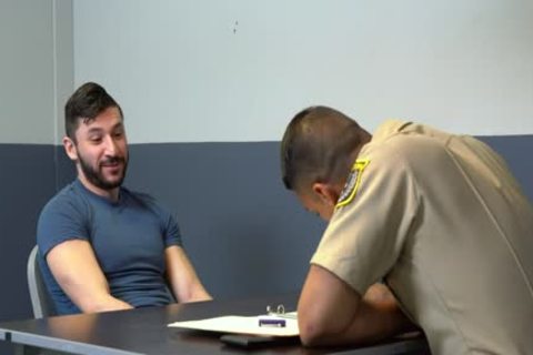 Hunky Suspect Sucks 10-Pounder To Avoid Jail