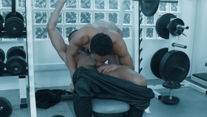 NoirMale: Muscled Zario Travezz rimjob