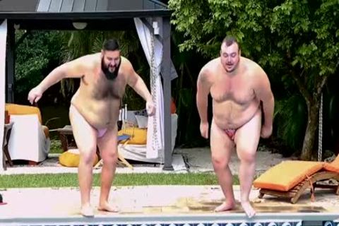 Two gorgeous Bears Flip Flop