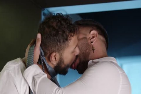 RS - My Boss Is A penis