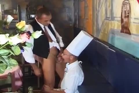 Chef bonks Daddy Waiter unprotected