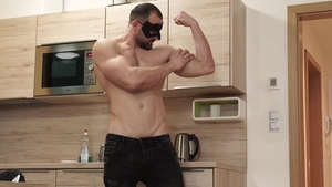 Maskurbate - Very hot model finds pleasure in hard sex