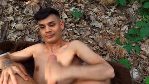 Czech Hunter - European gay Hunter finds pleasure in nailing