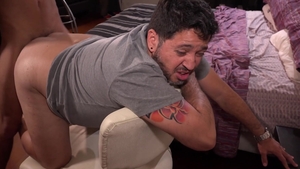Bareback Me Daddy: Young mature Tommy needs rough sex
