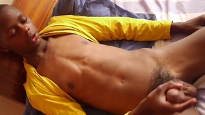 80 Gays: African John impressed by black cock guy in the bed