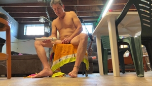 THE KINDS OF KINKS I DO WITH MY booty AND FEET WHEN I'M lascivious