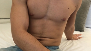 Latin Leche: Missionary Face Fucking