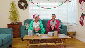 ASGmax Originals: SeXXXmas Antics Among Roommates