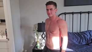 AmateurGayPOV: Randy Rummaging for Rooms
