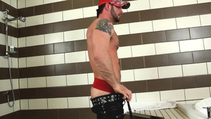 maskurbate: Jeff Stryker's Massive Dildo Challenge